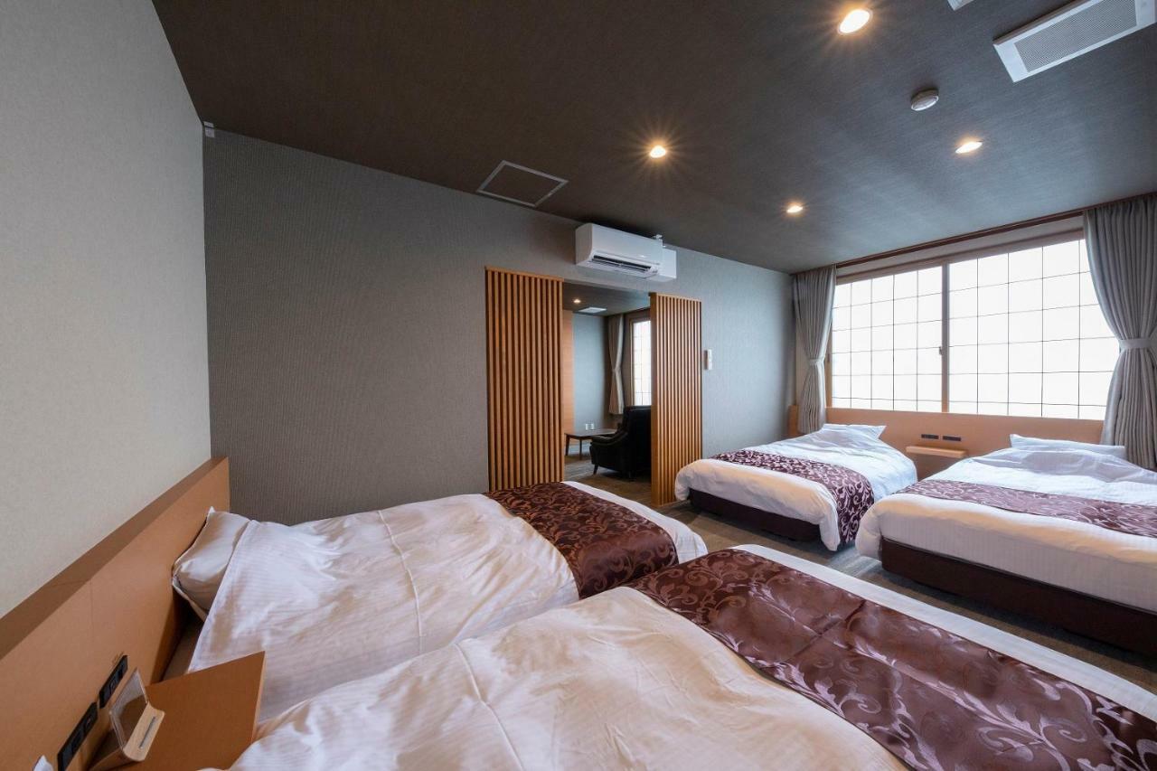 Hotel Apple Land Hirakawa Exteriör bild